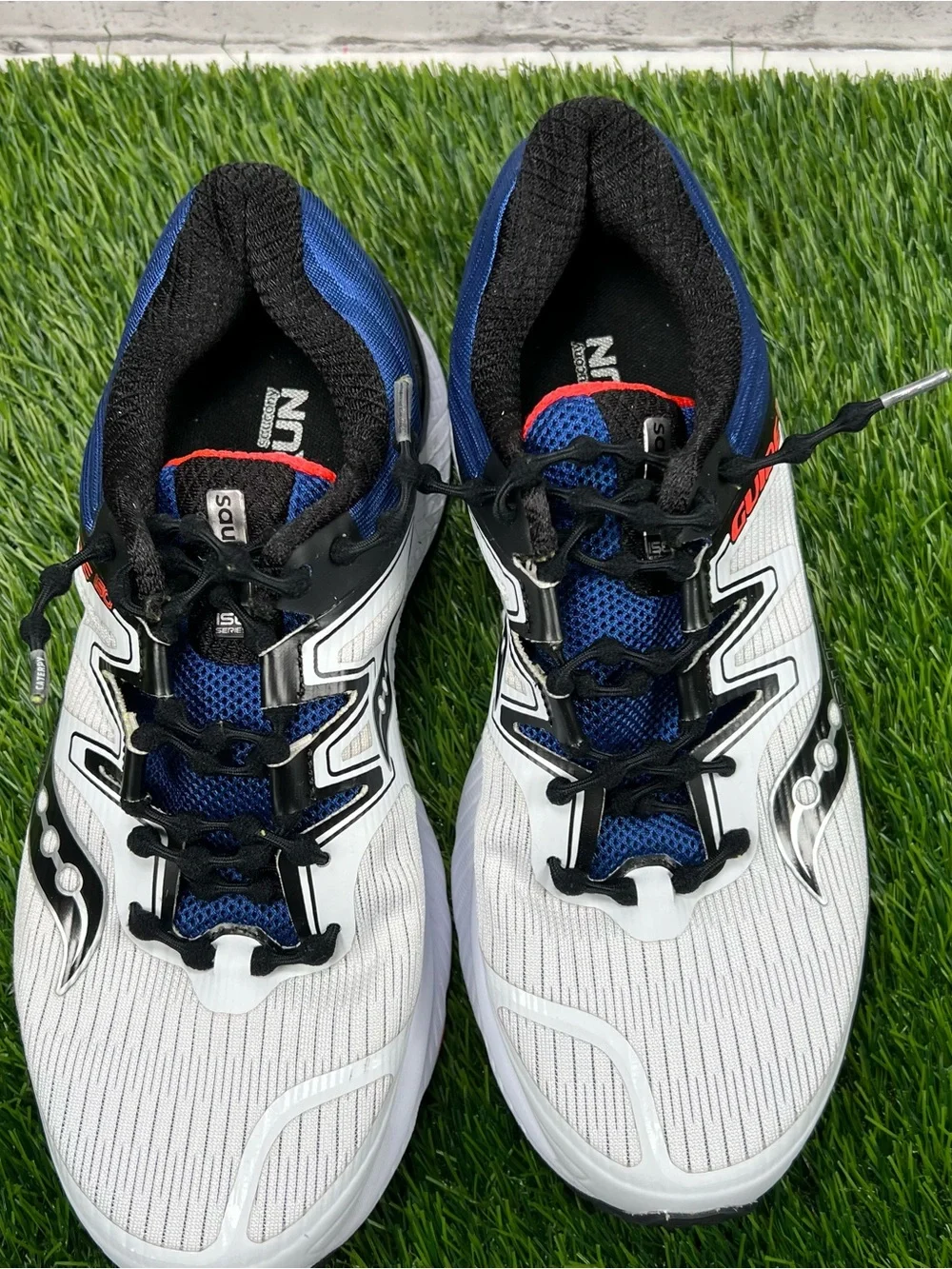 Saucony Guide ISO Running Shoes Mens 8.5 White Black Blue Stability S20415-4